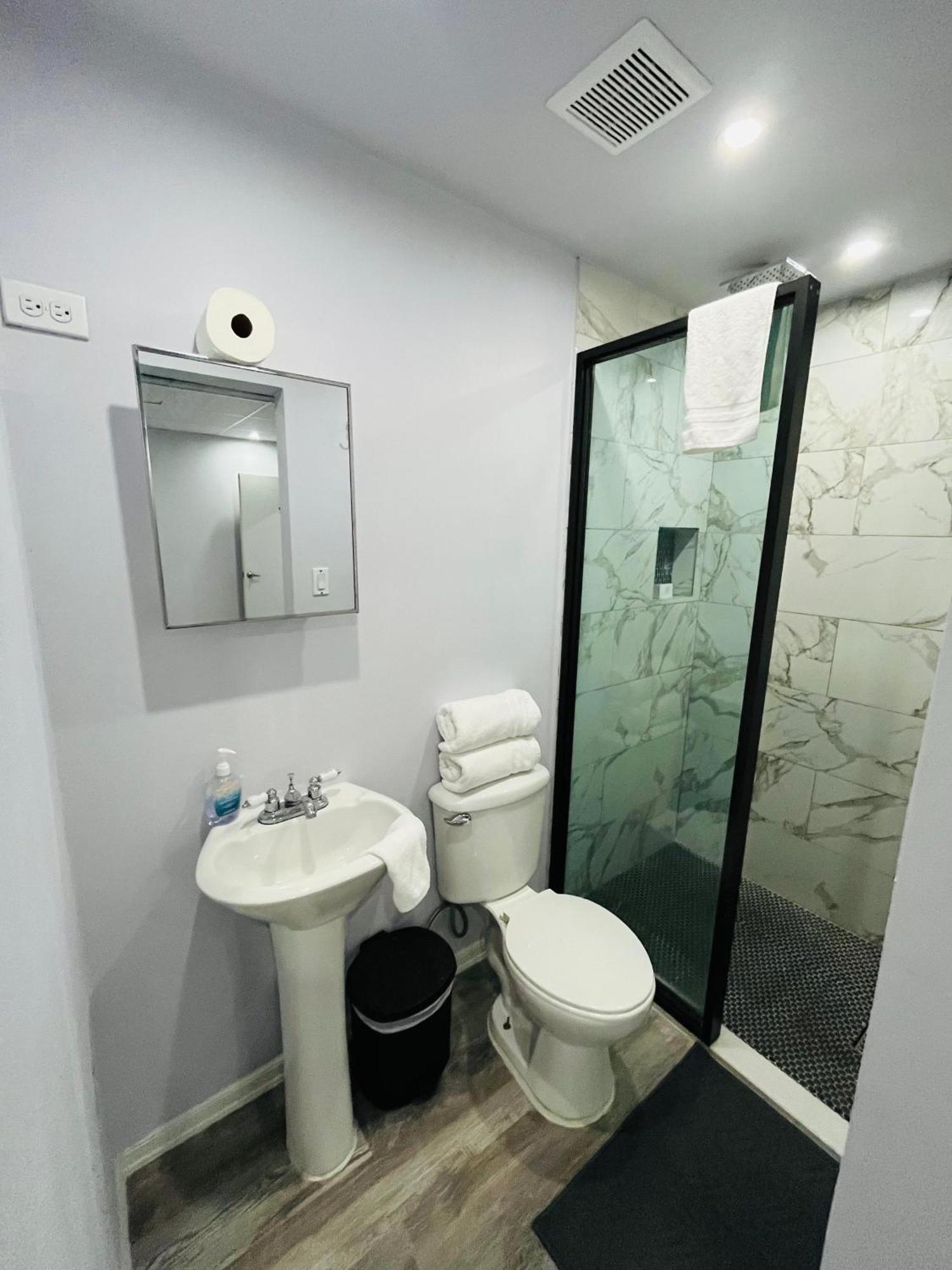 Hotel Libertad Lares Екстер'єр фото