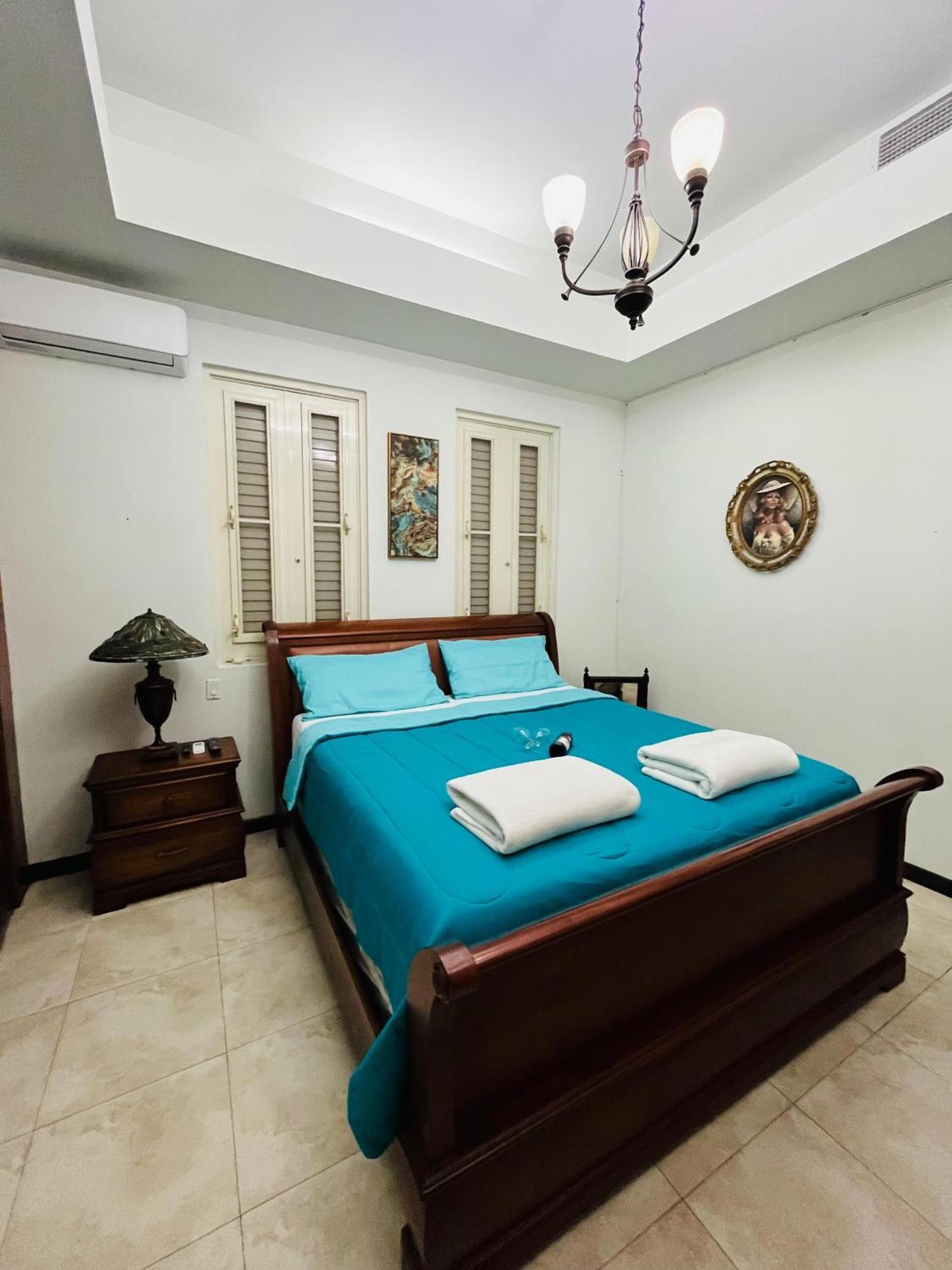 Hotel Libertad Lares Екстер'єр фото